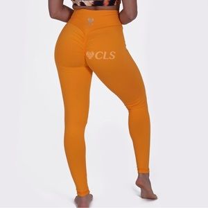 CLS Sportswear Scrunch Butt Leggings